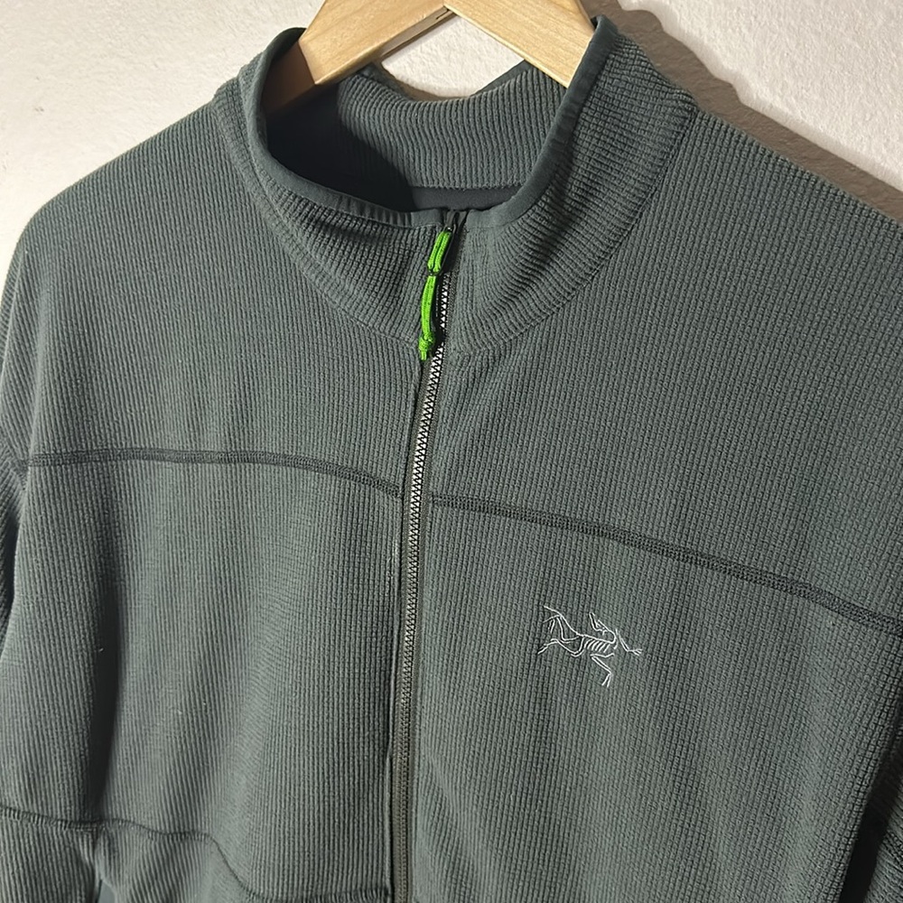 Arc'teryx Gray Performance Jacket - image 2